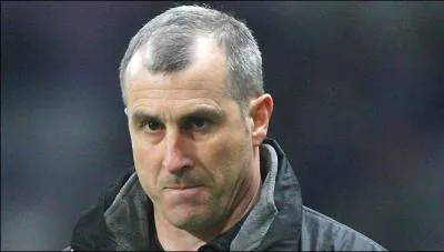 Alain Casanova est l'entraneur de...