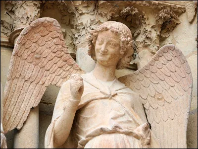Sur quel monument peut-on voir ''L'Ange au Sourire''