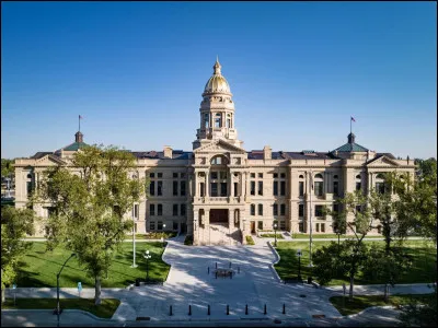 Quelle est la capitale de l'État américain du Wyoming ?