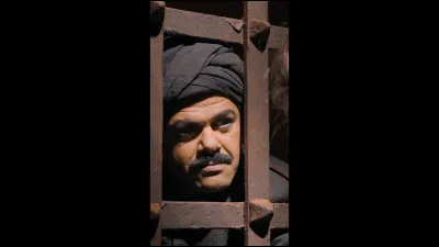 Qui ''se brosse les dents avec de la merde'' ?