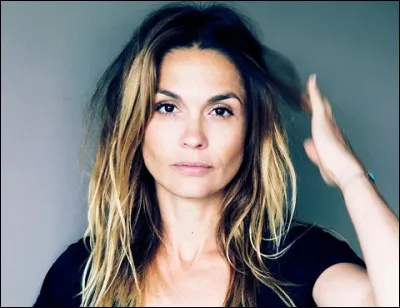 Qui est cette actrice qui joue le rôle de ''d'Elsa'' dans le film ''Le Crabe sur la banquette arrière'' ?