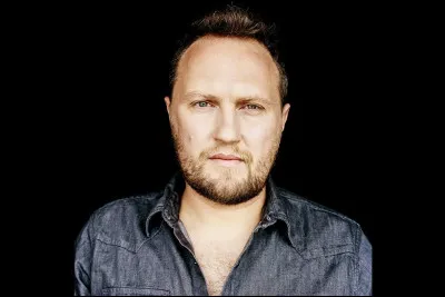 Qui est ce chanteur français, auteur et interprète de la chanson ''La Tristitude'' ?