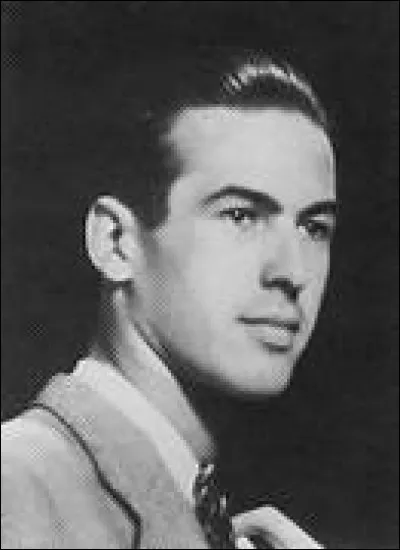 "Tout le monde doit être bilingue dans une langue et en parler une autre."
On en apprend, des choses, à l'ENA ... !