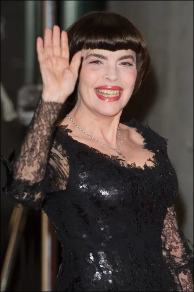 Quel est le prénonyme de cette Mireille, chanteuse française de variétés ?