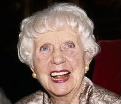 Qui est cette actrice qui joue dans le film ''Retour de Flamme '' ?