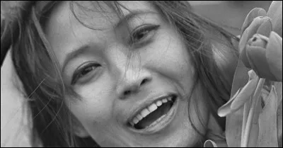 Comment s'intitule le roman érotique de Emmanuelle Arsan, sorti en 1959, où l'héroïne a des relations sexuelles avec des hommes et des femmes ?