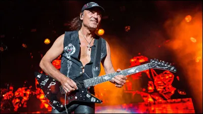 Quel est le nom de ce guitariste allemand ?