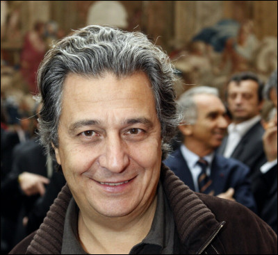 Il se prénomme Christian. Si vous lui signalez qu'il laisse des fautes dans ses mails, que vous répondra-t-il ?