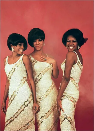 Quel groupe de musique féminin fondé à la fin des années 1950 à Detroit a chanté le titre "Where Did Our Love Go" ?