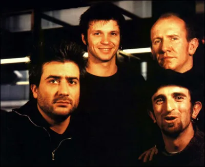 Quel est ce groupe qui a mis en musique le poème de Léo Ferré ''Des armes'' ?