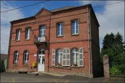 Je vous emmène à Monceau-sur-Oise. Village de l'arrondissement de Vervins, il se situe dans le département ...