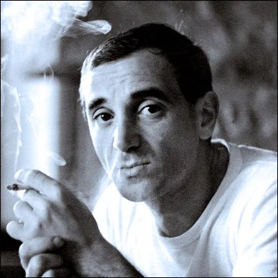 En 1961, Charles Aznavour chantait le titre culte "J'me voyais ____".