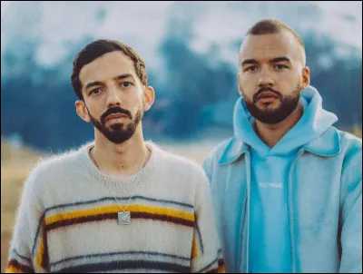 Les rappeurs Bigflo et Oli sont audacieux, car ils se voient déjà "Sur ____".