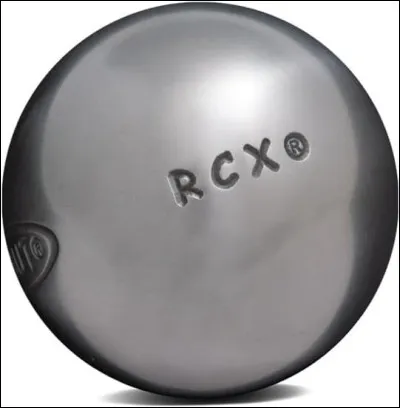 Quel est le nom en O du fabricant français, leader mondial de la boule de pétanque ?