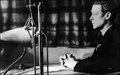 Pour quelle raison Edouard VIII renonce-t-il au trône anglais ?