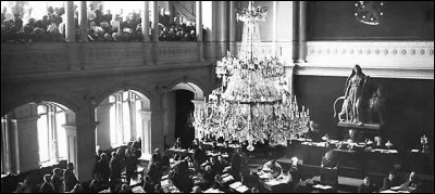 En 1907, un fait inédit se produit en Finlande, lequel ?