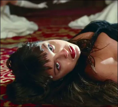 Qui chante "Obsessed" ?