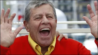 Qui est cet acteur qui joue le r&ocirc;le de ''Cinderfella'' (Fada en fran&ccedil;ais) dans le film ''Cendrillon aux grands pieds'' ?