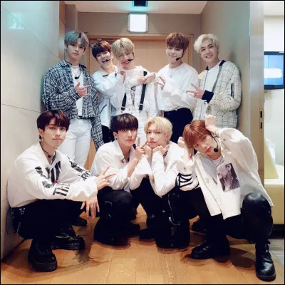 Comment les autres membres le surnomment-ils ?