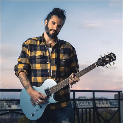 Qui est ce guitariste français ?