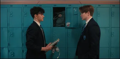 Pourquoi Nick veut-il que Charlie rejoigne l'équipe de rugby ?