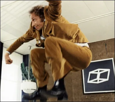 Comment s'appelle cette comédie avec Richard ?