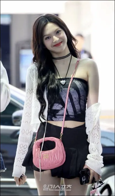 Quel est le vrai logo de Monstiez ?