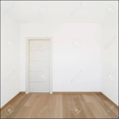 Tu es seule chez toi, que fais-tu ?