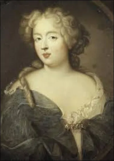 Avec quel monarque Françoise-Athénaïs de Rochechouart de Mortemart, dite Madame de Montespan, eut-elle une relation qui durera dix ans ?