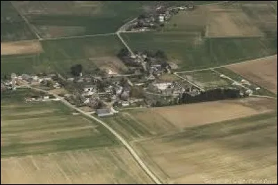 Ancienne commune de l'arrondissement de Vendôme, Sainte-Gemmes se situe dans le département ...