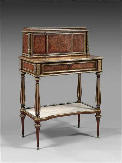 Antique : quel est ce meuble antique ?