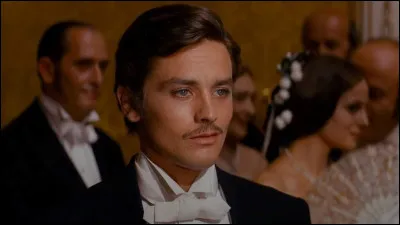 Alain Delon a joué dans un film de Luchino Visconti, sorti en 1963, dans lequel il côtoie Claudia Cardinale, Burt Lancaster, Terence Hill et Serge Reggiani. Quel est ce film ?