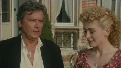 Alain Delon joue son propre rôle dans...
