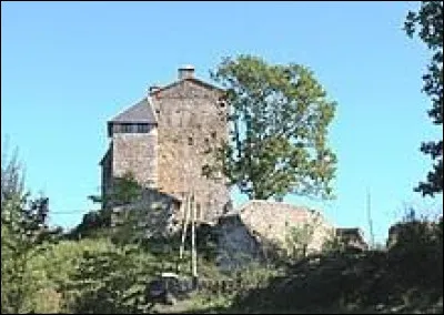 Je vous emmène au château de Montaigut. Village Bigourdan, traversé par le Neste et le Merdan, il se situe en région ...