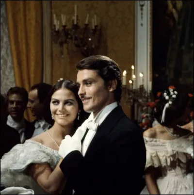 Avec qui Delon joue-t-il dans le film de Visconti "Le Guépard" ?