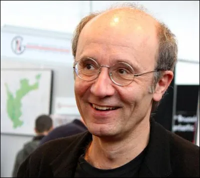 Quelle est la nationalité de Philippe Geluck, auteur de la célèbre BD ''Le Chat'' ?