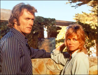 "Un frisson dans la nuit" est un long-métrage réalisé par Clint Eastwood.