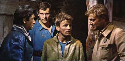 "Un homme de trop" est un long-métrage réalisé par Costa Gravas.