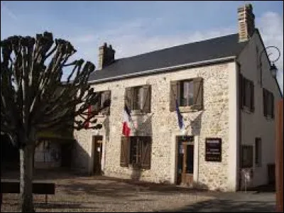 Village Eurois, Sainte-Colombe-près-Vernon se situe en région ...