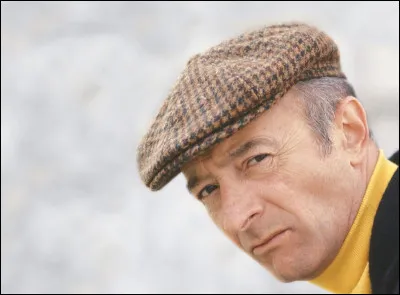 Qui est ce dialoguiste, auteur de cette citation : ''La justice, c'est comme la Sainte Vierge, si on la voit pas de temps en temps, le doute s'installe.'' ?