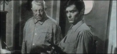 Dans quel film est-il Francis Verlot, un jeune voyou associé à un vieux malfrat incarné par Gabin ?