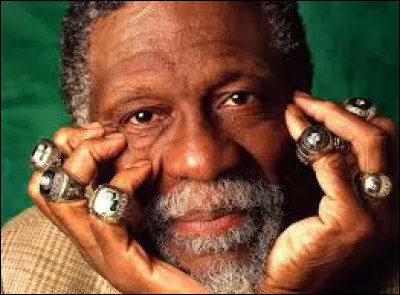 Quel sport effectuait Bill Russell ?