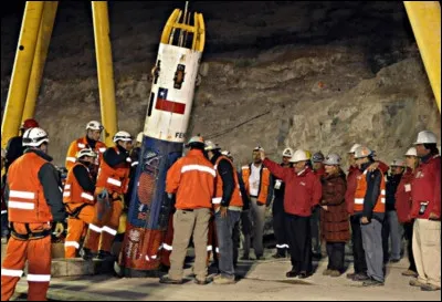 En 2010, dans la mine de San José, un effondrement a lieu et ensevelit 33 mineurs. Ils sont finalement miraculeusement réapparus. Dans quel pays cet évènement incroyable a-t-il eu lieu ?