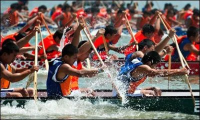 Comment sappellent les bateaux qui ont donné leurs noms à une fête en Chine ?