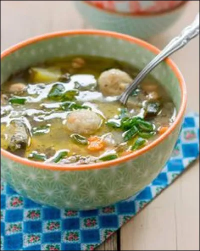 Dans quoi boit-on une soupe ?