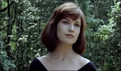 Elle est Ginette dans "Borsalino" et Marinette dans "le Gang"