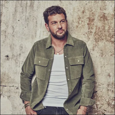 En 2018, Claudio Capéo chantait "Plus ____".