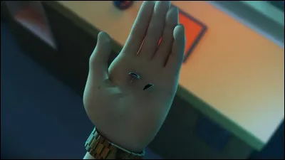 Quelle somme dargent Cash propose-t-il à Marinette, si elle souhaite récupérer ses boucles doreilles, suite au vol de celles-ci par Fei ?