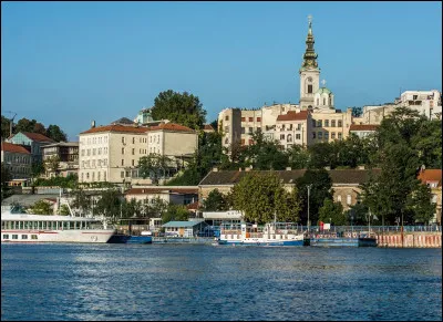 Quel fleuve traverse la capitale de la Serbie, Belgrade ?