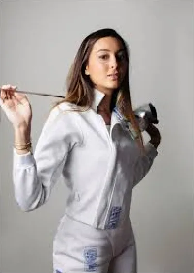 A quel âge a-t-elle commencé l'escrime ?